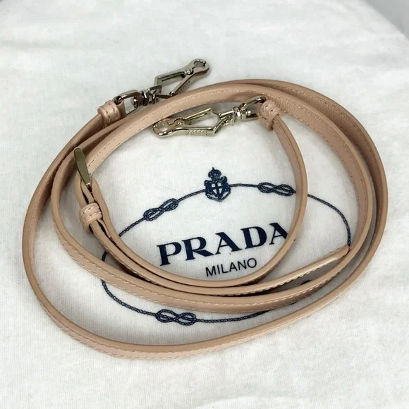 Prada Inside Bag ✨ - Picture 5 of 13